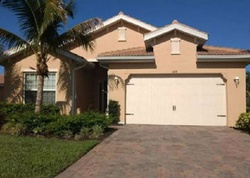 Pre-foreclosure Listing in KING EDWARDS ST FORT MYERS, FL 33916