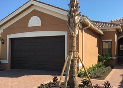 Pre-foreclosure in  MONTICELLO BLVD Naples, FL 34109