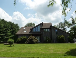  Roberts Dr, Mount Holly NJ