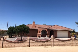 Pre-foreclosure Listing in SYMERON RD APPLE VALLEY, CA 92307