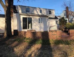 Pre-foreclosure Listing in BRYCE AVE GLEN COVE, NY 11542