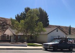 Pre-foreclosure in  ONLEE AVE Santa Clarita, CA 91350