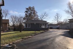 Pre-foreclosure Listing in BETH CT OAK FOREST, IL 60452