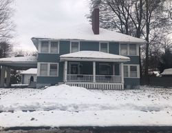 Pre-foreclosure in  OAKLAND PL Hamburg, NY 14075