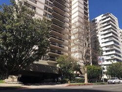 Pre-foreclosure in  WILSHIRE BLVD  Los Angeles, CA 90024