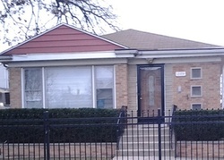 Pre-foreclosure in  N MERRIMAC AVE Chicago, IL 60639