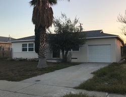 Pre-foreclosure Listing in CHANTRY AVE FONTANA, CA 92335