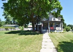Pre-foreclosure Listing in S 6TH AVE SAINT CHARLES, IL 60174