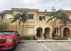 Pre-foreclosure Listing in SW 89TH TER HOLLYWOOD, FL 33025