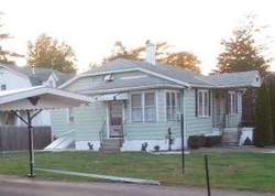 Pre-foreclosure Listing in GRANDVIEW AVE PERKASIE, PA 18944