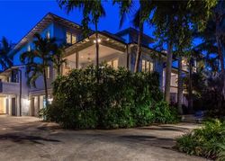 Pre-foreclosure in  S MOORINGS WAY Miami, FL 33133