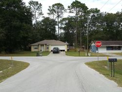 Pre-foreclosure in  CEDAR TREE WAY Ocala, FL 34472