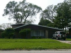 Pre-foreclosure Listing in S KENTON AVE OAK LAWN, IL 60453