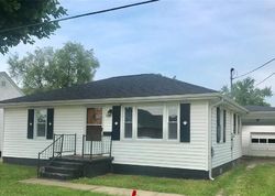 Pre-foreclosure Listing in SHERIDAN ST JERSEYVILLE, IL 62052