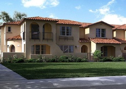 Pre-foreclosure in  CALLE DEL SOL DR Valencia, CA 91354