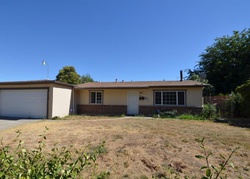 Pre-foreclosure in  DIANA WAY Sacramento, CA 95828