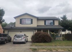 Pre-foreclosure in  N WILLIS BLVD Portland, OR 97217