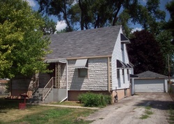 Pre-foreclosure in  E MEDILL AVE Melrose Park, IL 60164