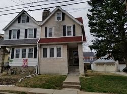 Pre-foreclosure Listing in BRADDOCK AVE LANSDOWNE, PA 19050
