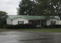 Pre-foreclosure in  HIGHWAY 16 Pangburn, AR 72121