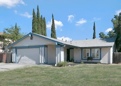 Pre-foreclosure in  BLACKFORD WAY Sacramento, CA 95823