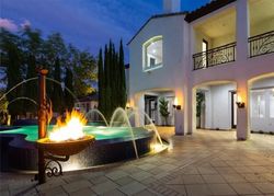 Pre-foreclosure in  GOLDEN CHESTNUT PL Las Vegas, NV 89135