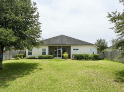 Pre-foreclosure in  GREEN POND DR Jacksonville, FL 32258