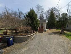 Pre-foreclosure in  WARWICK PL Florida, NY 10921