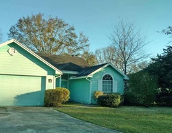Pre-foreclosure in  CASTLE ROCK DR Jacksonville, FL 32221
