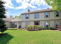 Pre-foreclosure in  HIDDEN OAK DR Crystal Lake, IL 60012