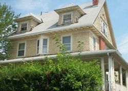  Elmwood Pl, Bridgeport CT