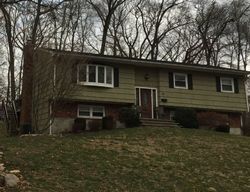 Pre-foreclosure Listing in OVERBROOK DR MONSEY, NY 10952