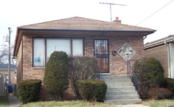 Pre-foreclosure in  HOXIE AVE Calumet City, IL 60409