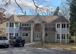  War Admiral Ln, Media PA