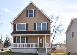 Pre-foreclosure Listing in 3RD AVE TOMS RIVER, NJ 08757