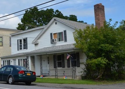 Pre-foreclosure Listing in MAIN ST CROWN POINT, NY 12928