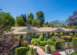 Pre-foreclosure Listing in DICKENS ST ENCINO, CA 91436