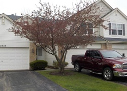 Pre-foreclosure Listing in CAPE COD LN HUNTLEY, IL 60142