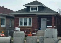 Pre-foreclosure in  W ADDISON ST Chicago, IL 60634