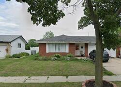 Pre-foreclosure in  N 86TH PL Milwaukee, WI 53225