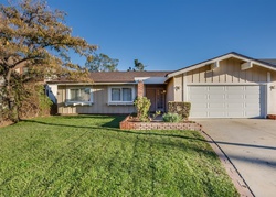 Pre-foreclosure Listing in ZINNIA ST MORENO VALLEY, CA 92557