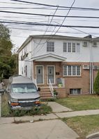 Pre-foreclosure in  222ND ST Springfield Gardens, NY 11413