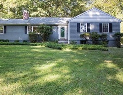 Pre-foreclosure Listing in DRIFTWAY LN NEW CANAAN, CT 06840