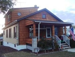 Pre-foreclosure in  CECELIA ST Sayreville, NJ 08872