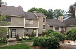 Pre-foreclosure in  WILD ROSE CT Bloomfield, CT 06002