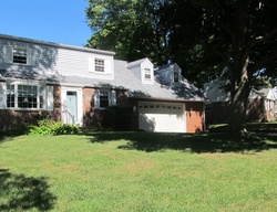 Pre-foreclosure in  DELFT LN Hatboro, PA 19040