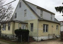 Pre-foreclosure Listing in BRAXTON ST UNIONDALE, NY 11553