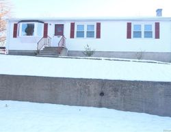 Pre-foreclosure in  RED OAK RD Bridgeport, CT 06606