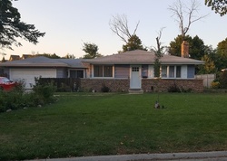 Pre-foreclosure in  SILVERPINE DR Glenview, IL 60025