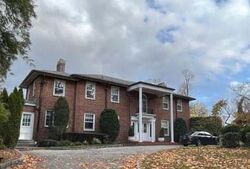  Pheasant Run, Great Neck NY